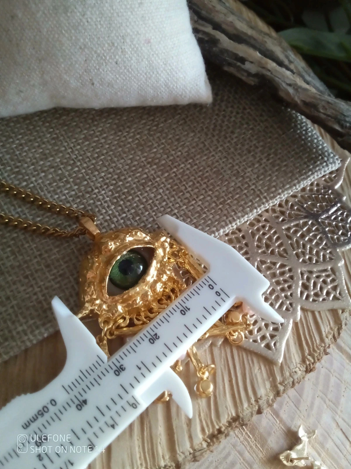 Collier doré oeil, acier inoxydable – photo 2